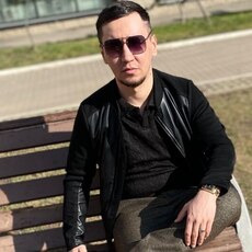 Фотография мужчины Алик, 24 года из г. Санкт-Петербург