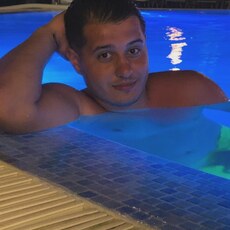 Фотография мужчины Costin, 26 лет из г. București