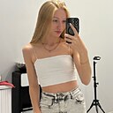 Яна, 23 года