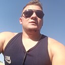 Виктор, 33 года