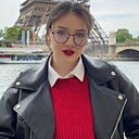 Apolline Moreau, 26 лет