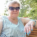 Мадам, 60 лет