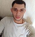 Лева, 26 лет