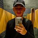 Максим, 33 года