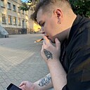 Максим, 24 года