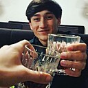 Азиз, 21 год