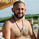 Дионис, 25 лет