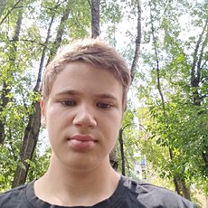 Фотография мужчины Игорь, 19 лет из г. Кострома