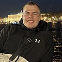 Максим, 24 года