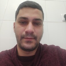 Фотография мужчины Alexandru, 34 года из г. București