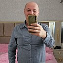 Roman, 51 год