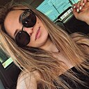 Вика, 22 года