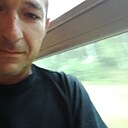 Ден, 42 года