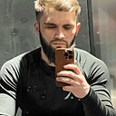 Али, 28 лет