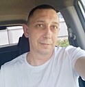 Максим, 44 года
