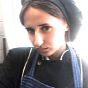 Эзоза, 18 лет