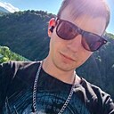 Максим, 22 года