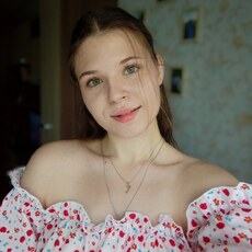 Фотография девушки Полина, 19 лет из г. Москва