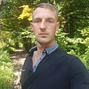 Денис, 33 года
