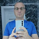 Максим, 44 года
