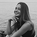 Вика, 24 года
