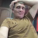 Ден, 43 года