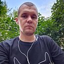 Саша, 32 года