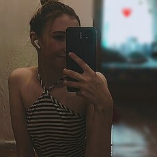 Фотография девушки Ангелина, 21 год из г. Нижнекамск