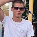 Михаил, 22 года