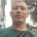 Молодой, 28 лет