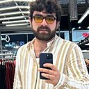 Hugo Boss, 38 лет