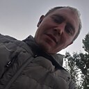 Макс, 33 года
