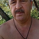 Джентльмен, 44 года