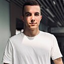 Роман, 20 лет