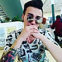 Адес, 26 лет