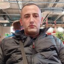 Умид, 41 год