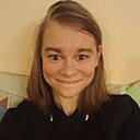 Алёна, 18 лет