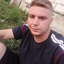 Толик, 24 года