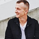 Ден, 34 года