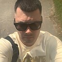 Лове, 33 года