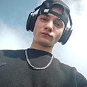 Владислав, 19 лет