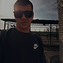 Макс, 32 года