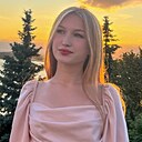 Анастасия, 18 лет