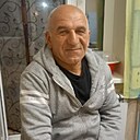 Амо, 47 лет
