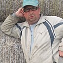 Ден, 42 года