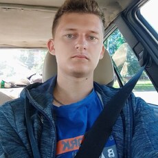 Фотография мужчины Максим, 21 год из г. Лунинец
