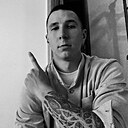Илья, 23 года