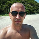 Максим, 44 года