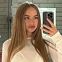 Вика, 24 года