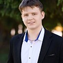 Максим, 18 лет